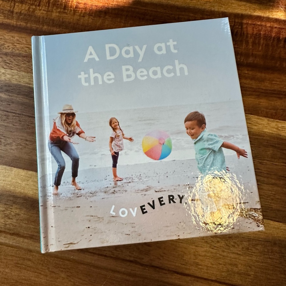 Lovevery book ‘A Day at the Beach’